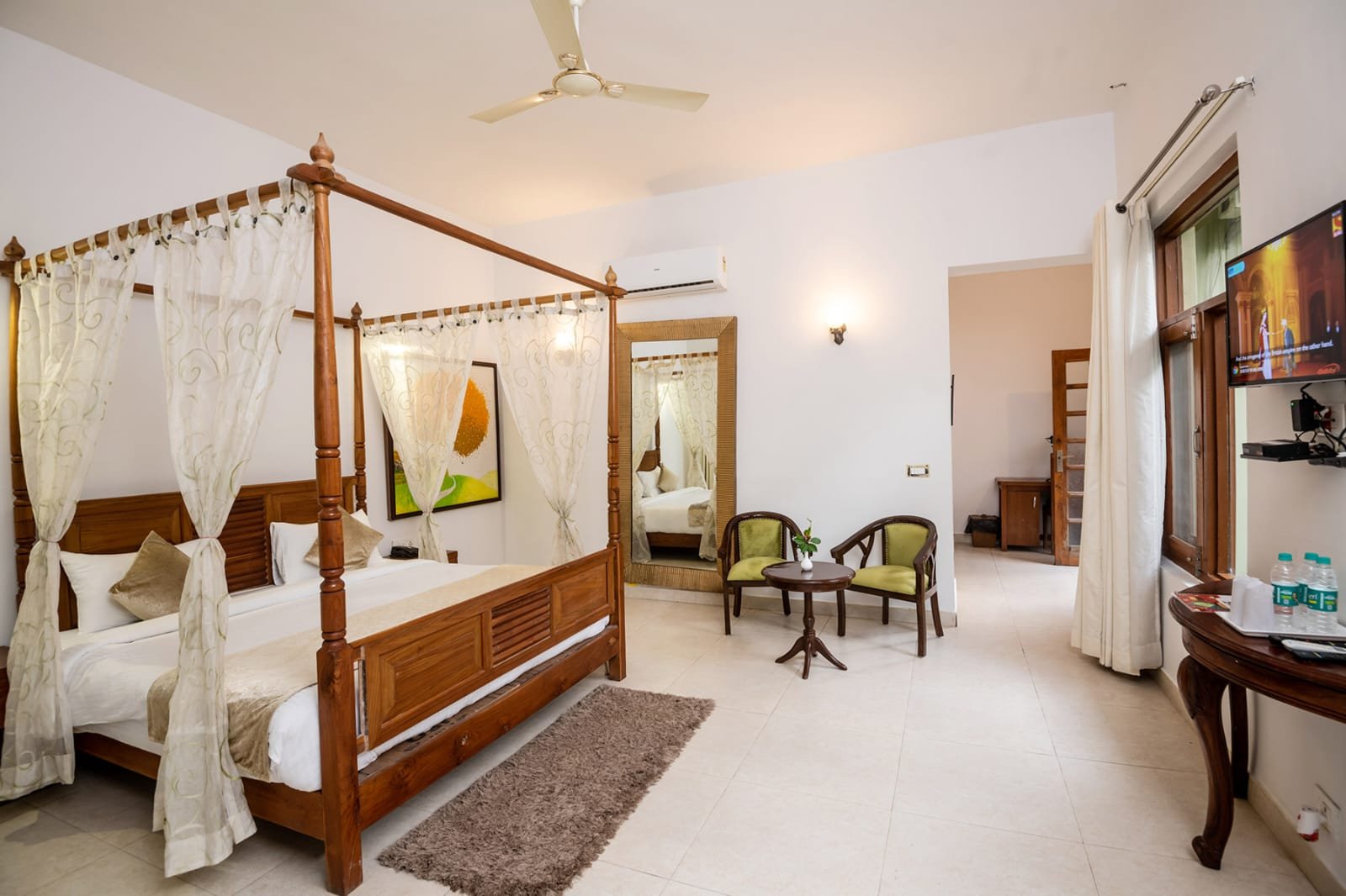Elegant Room With Plunge Pool - View 1